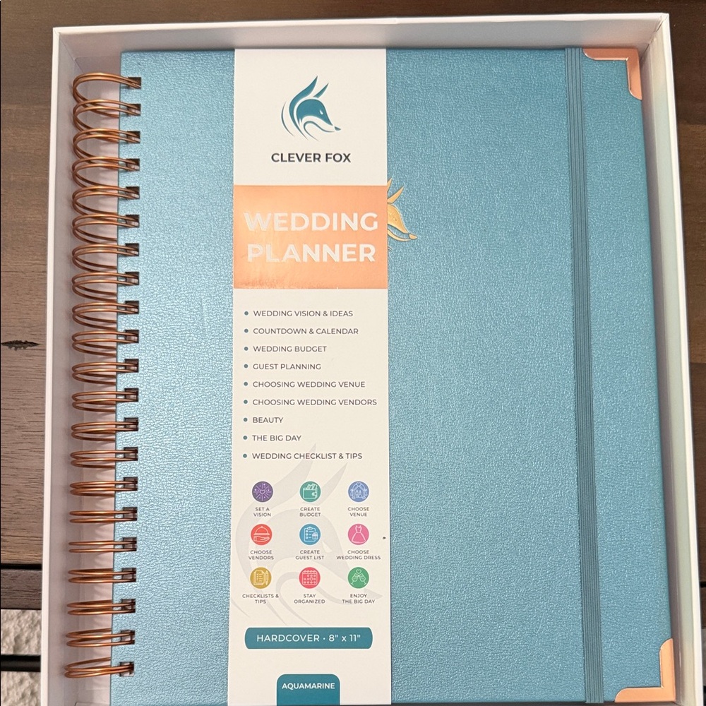 Clever Fox Aquamarine Wedding Planner